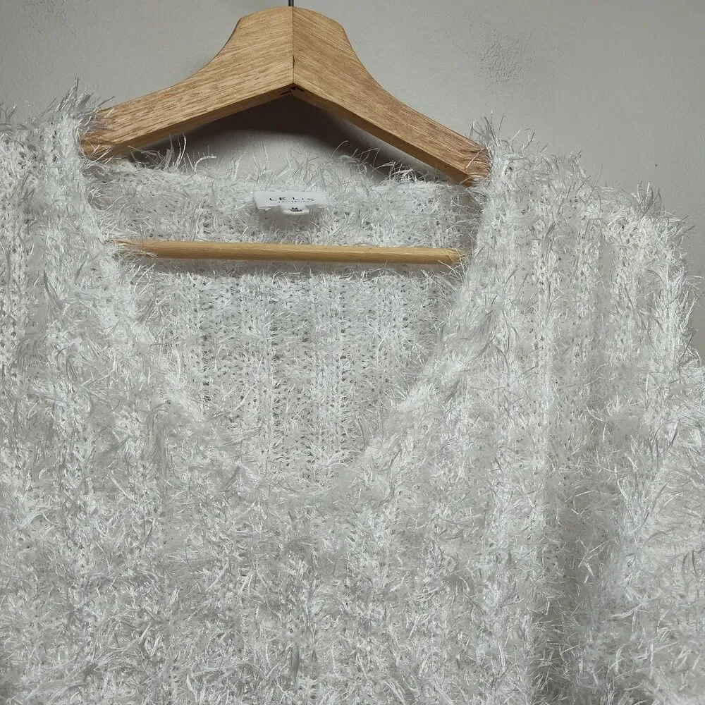 Lelis Fuzzy Sweater Women Size M White V-Neck Cropped Fall Winter Party